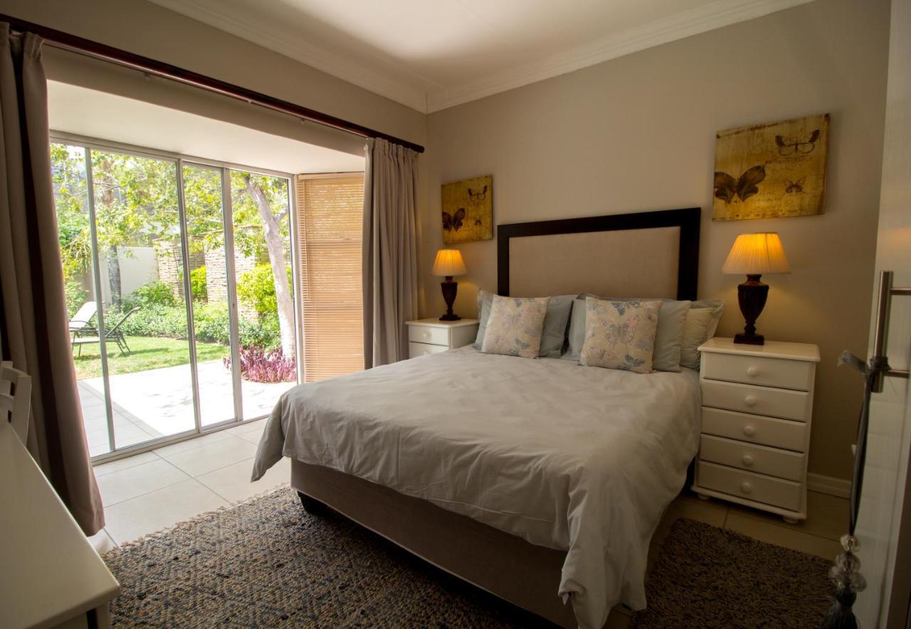 Bed and Breakfast House On Olof Palme Windhoek Exterior foto